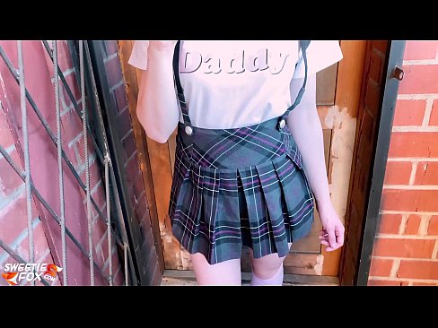 ❤️ Schoolgirl chuqur uning Dick so'radi va sinflar o'rniga fucks. seks bizda uz.storestarbucks.top ﹏